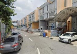 Intrepid Warehouse Complex (D14), Warehouse #615651041